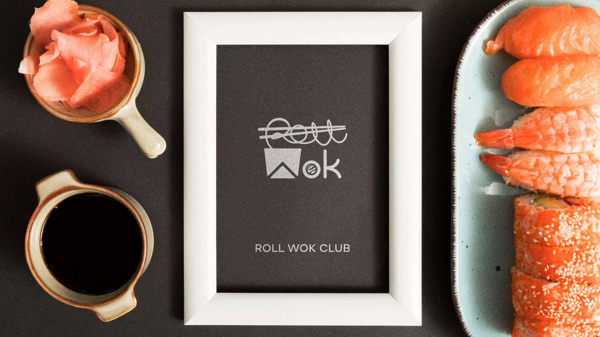 Разработка логотипа суши-бара «Roll Wok Club» в Майкопе
